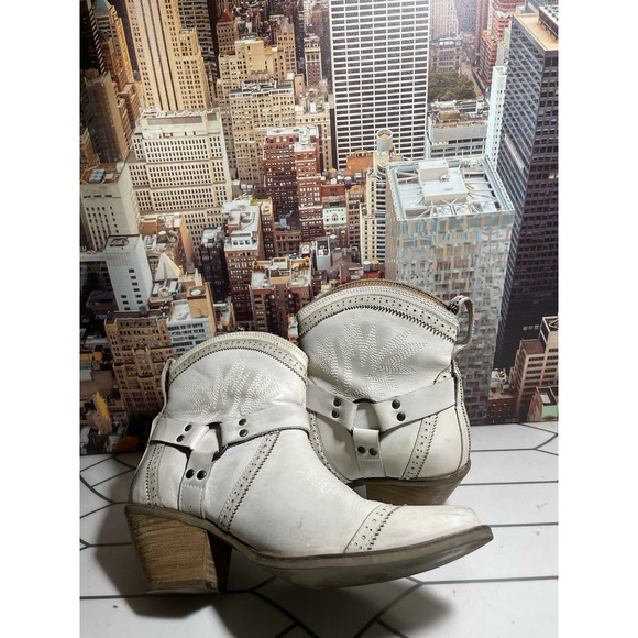 Dingo Gummy Bear Snip Toe Womens Off White Leather Casual Ankle Boots 11 M - Picture 13 of 15